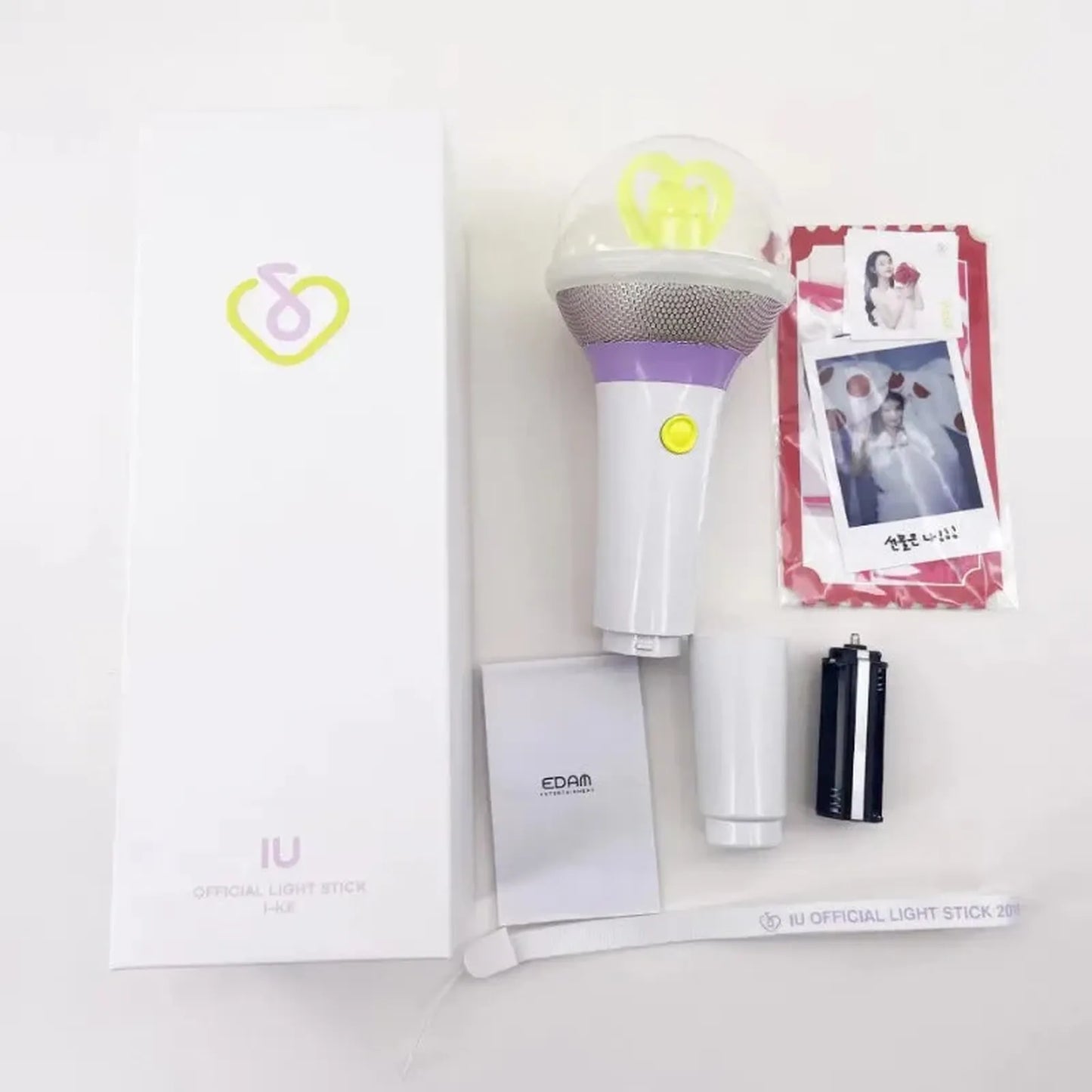 IU (solo) Lightstick