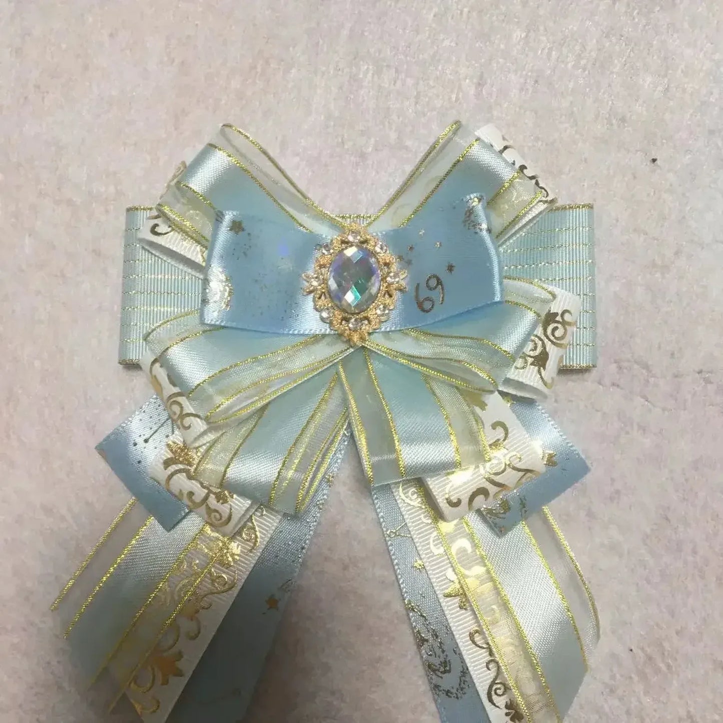Vintage Court Style Lightstick Bow 5