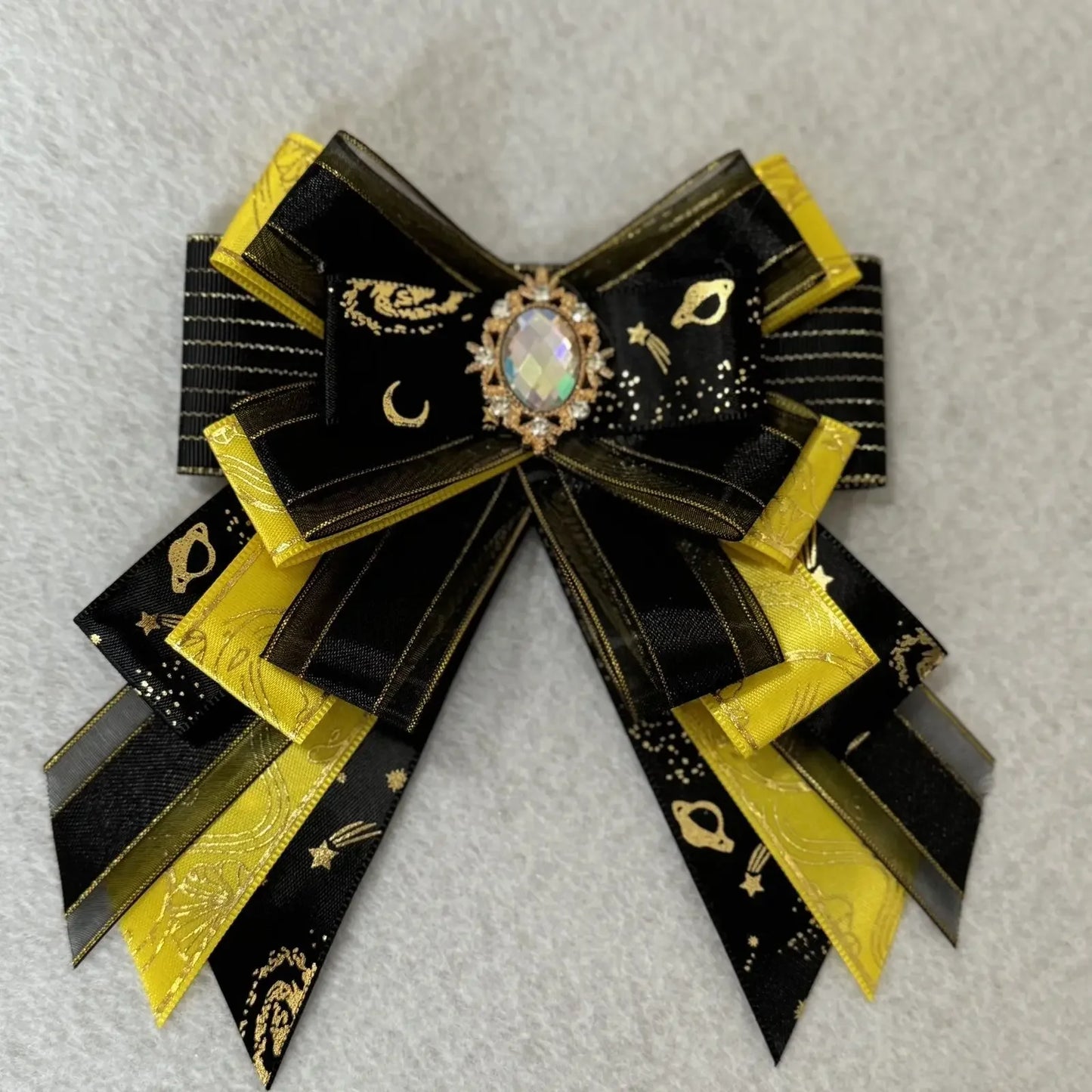 Vintage Court Style Lightstick Bow 13