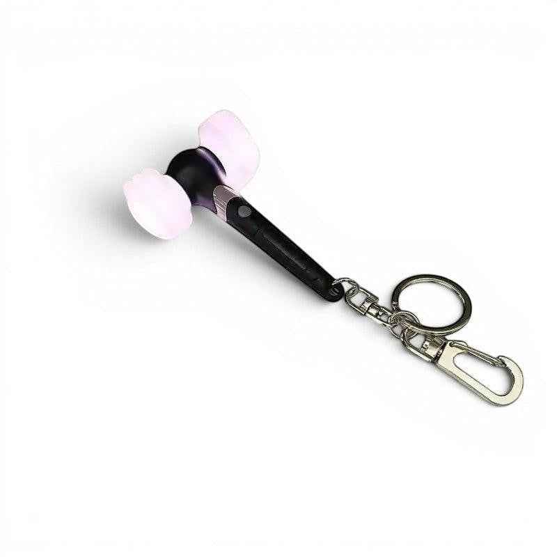 Lightstick Shop Blackpink Bl-Ping-Bong mini lightstick keychain with pink heart-shaped bulbs and black handle.