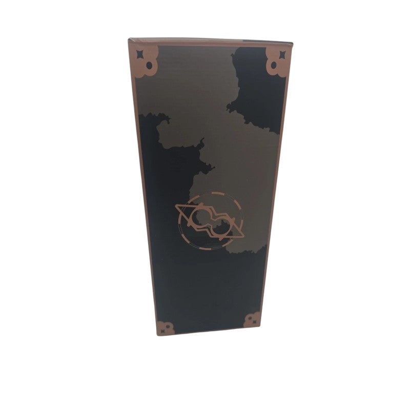 Lightstick Shop ATEEZ Lightstick Ver.1 packaging box with black and grey design and rose gold accents