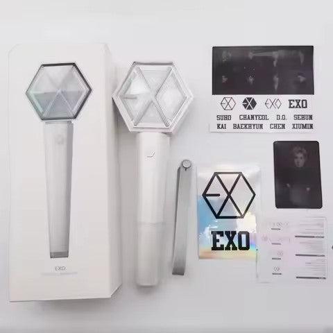 Lightstick Shop EXO Official Lightstick, white, hexagonal head with EXO logo, includes stickers and member photo.